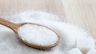 पदार्थांवर प्रक्रिया करताना अतिरिक्त साखर अॅड केली जाते. निरोगी राहण्यासाठी, तुम्ही तुमच्या आहारात साखरेचे प्रमाण कमी केलं पाहिजे. पदार्थांवर प्रक्रिया करताना अतिरिक्त साखर अॅड केली जाते. निरोगी राहण्यासाठी, तुम्ही तुमच्या आहारात साखरेचे प्रमाण कमी केलं पाहिजे.