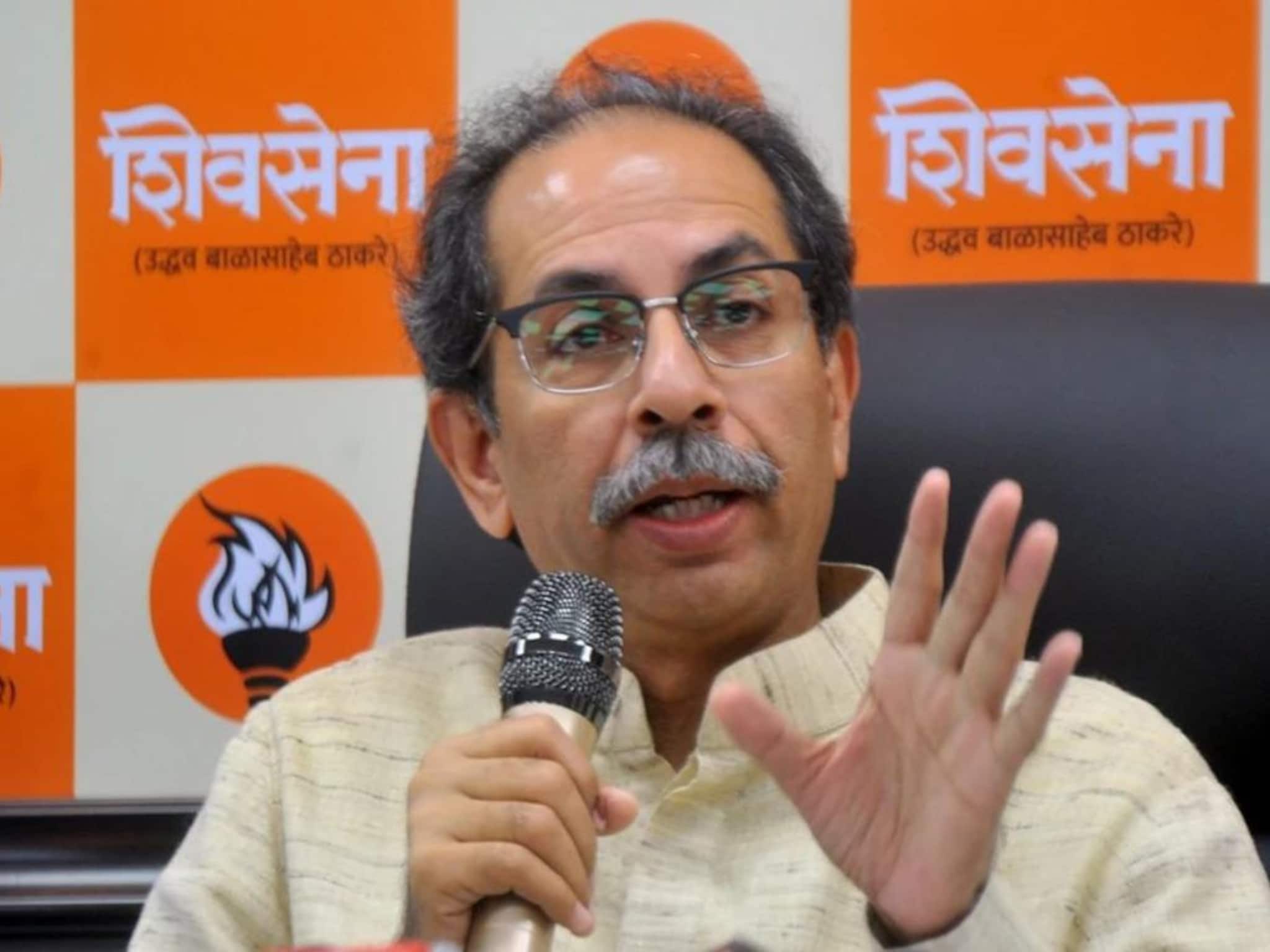 विधानसभेसाठी ठाकरे गटाची मोठी खेळी; आता थेट मंत्रालयातील सचिवांना उतरवणार निवडणुकीच्या रिंगणात?