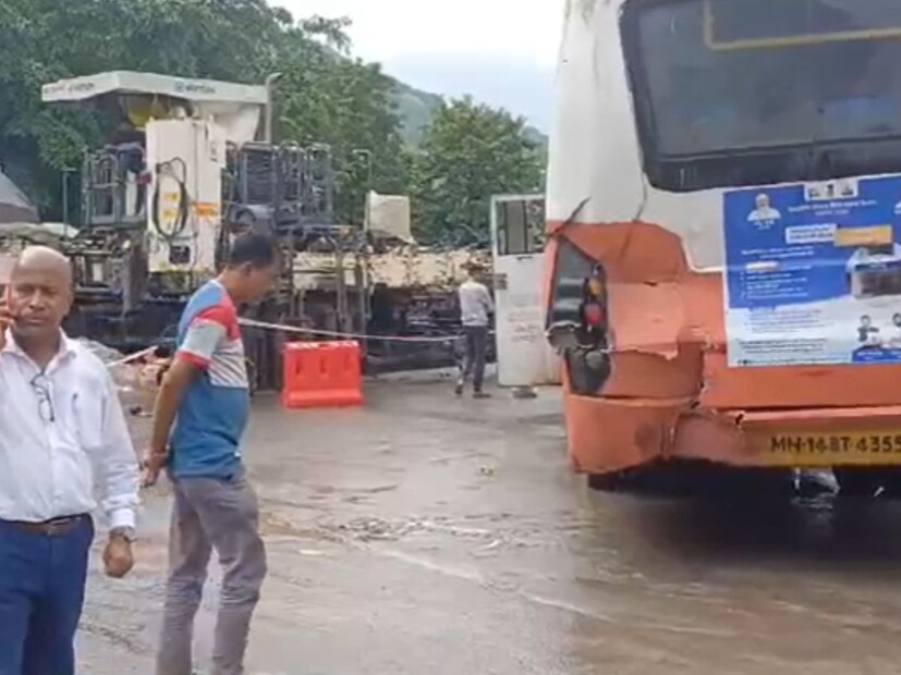 गणेशोत्सव असल्यामुळे कोकणात जाणाऱ्या प्रवाशांची बसमध्ये गर्दी आहे, दोन्ही बस प्रवाशांनी फुल भरलेल्या होत्या. या दोन्ही बसमधून अंदाज 80 प्रवासी प्रवास करत होते. 