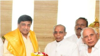 अशोक चव्हाण आणि भास्करराव पाटील खतगावकर अशोक चव्हाण आणि भास्करराव पाटील खतगावकर