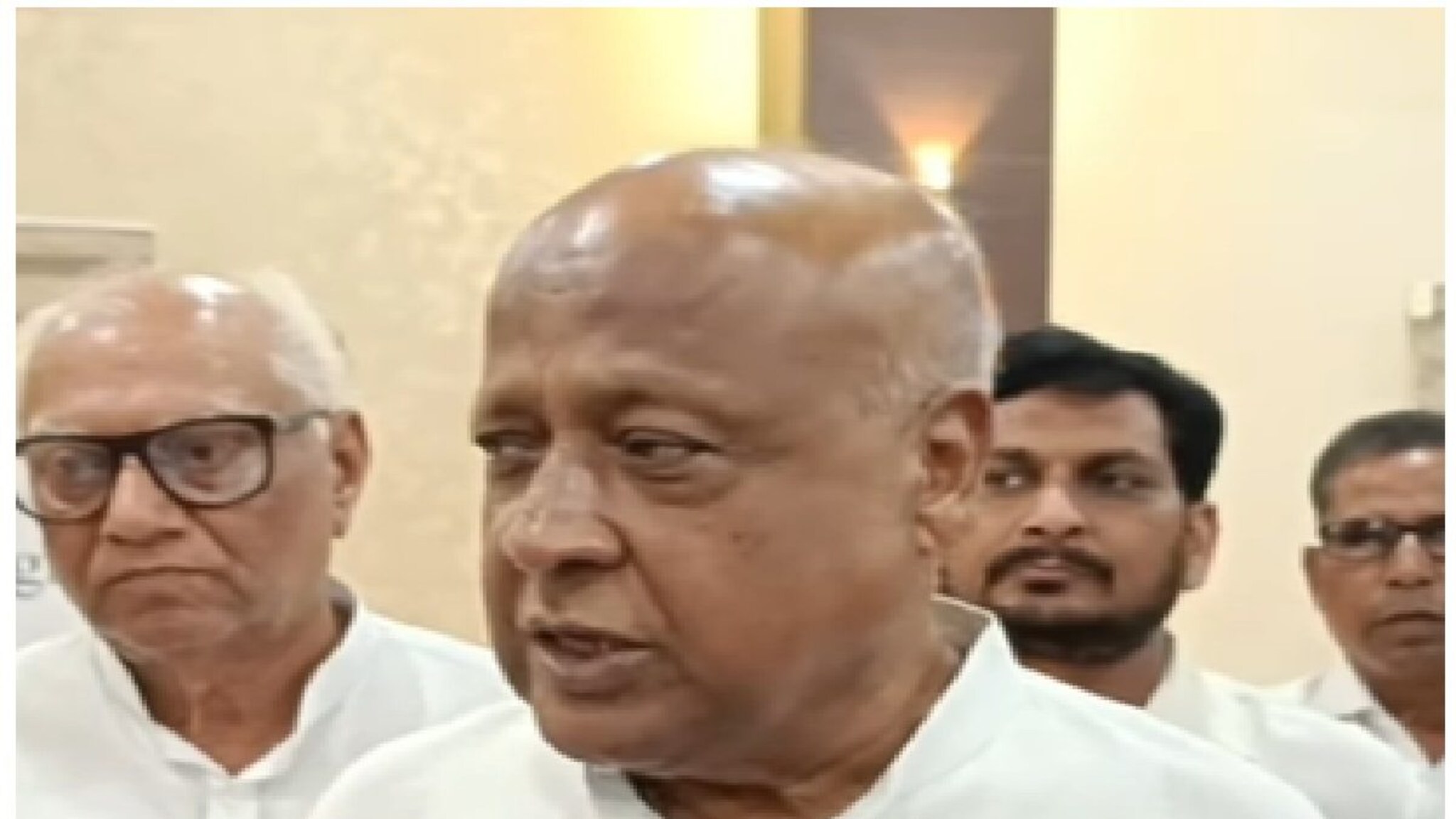 बडे नेते गोपाल अग्रवाल यांचा भाजपला धक्का, काँग्रेसमध्ये प्रवेश, समीकरणे बदलणार