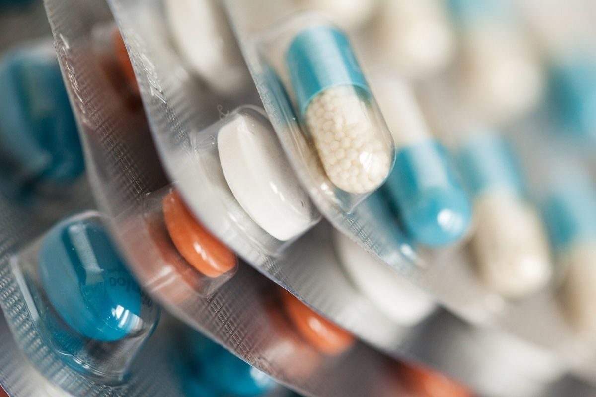 एंटीबायोटिक के रूप में दी जाने वाली टैल्कम पाउडर की गोलियाँ; प्रदेश के एक सरकारी अस्पताल में दिल दहला देने वाली घटना सामने आई है एंटीबायोटिक के रूप में दी जाने वाली टैल्कम पाउडर की गोलियाँ; प्रदेश के एक सरकारी अस्पताल में दिल दहला देने वाली घटना सामने आई है