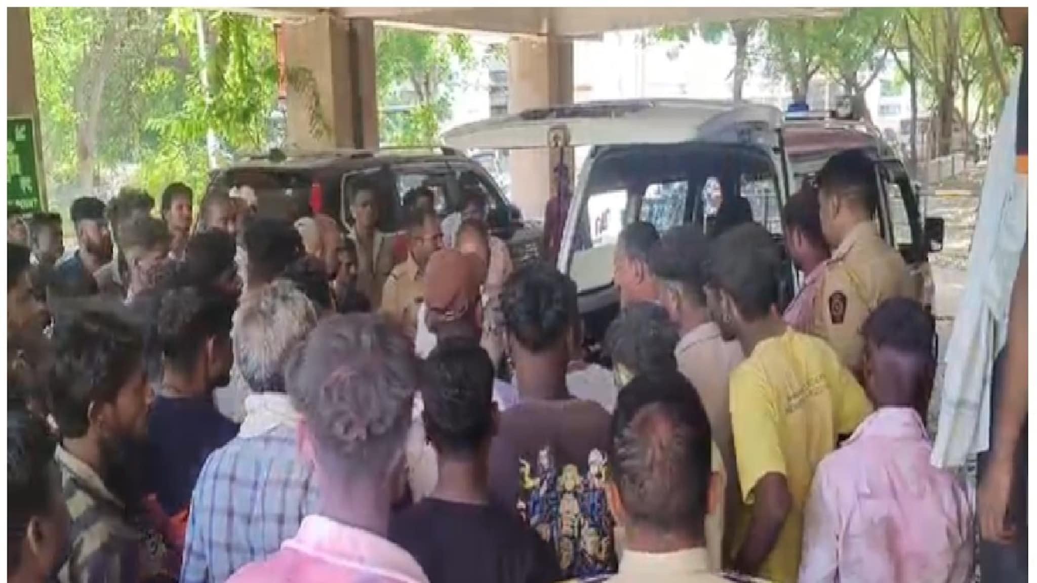 गणपती विसर्जनादरम्यान मद्यधुंद चालकाने अचानक ट्रॅक्टर सुरू केला, तीन चिमुकल्यांचा चिरडून मृत्यू