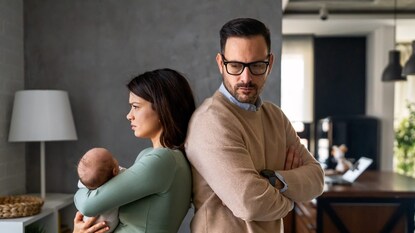 समोर आलेल्या रिपोर्टमध्ये लग्नसंस्थेबाबत काही धक्कादायक खुलासे करण्यात आले आहेत. यात असाही दावा करण्यात आला आहे की येत्या काही वर्षांमध्ये लग्नाची संकल्पना पूर्णपणे संपुष्टात येणार आहे. समोर आलेल्या रिपोर्टमध्ये लग्नसंस्थेबाबत काही धक्कादायक खुलासे करण्यात आले आहेत. यात असाही दावा करण्यात आला आहे की येत्या काही वर्षांमध्ये लग्नाची संकल्पना पूर्णपणे संपुष्टात येणार आहे.