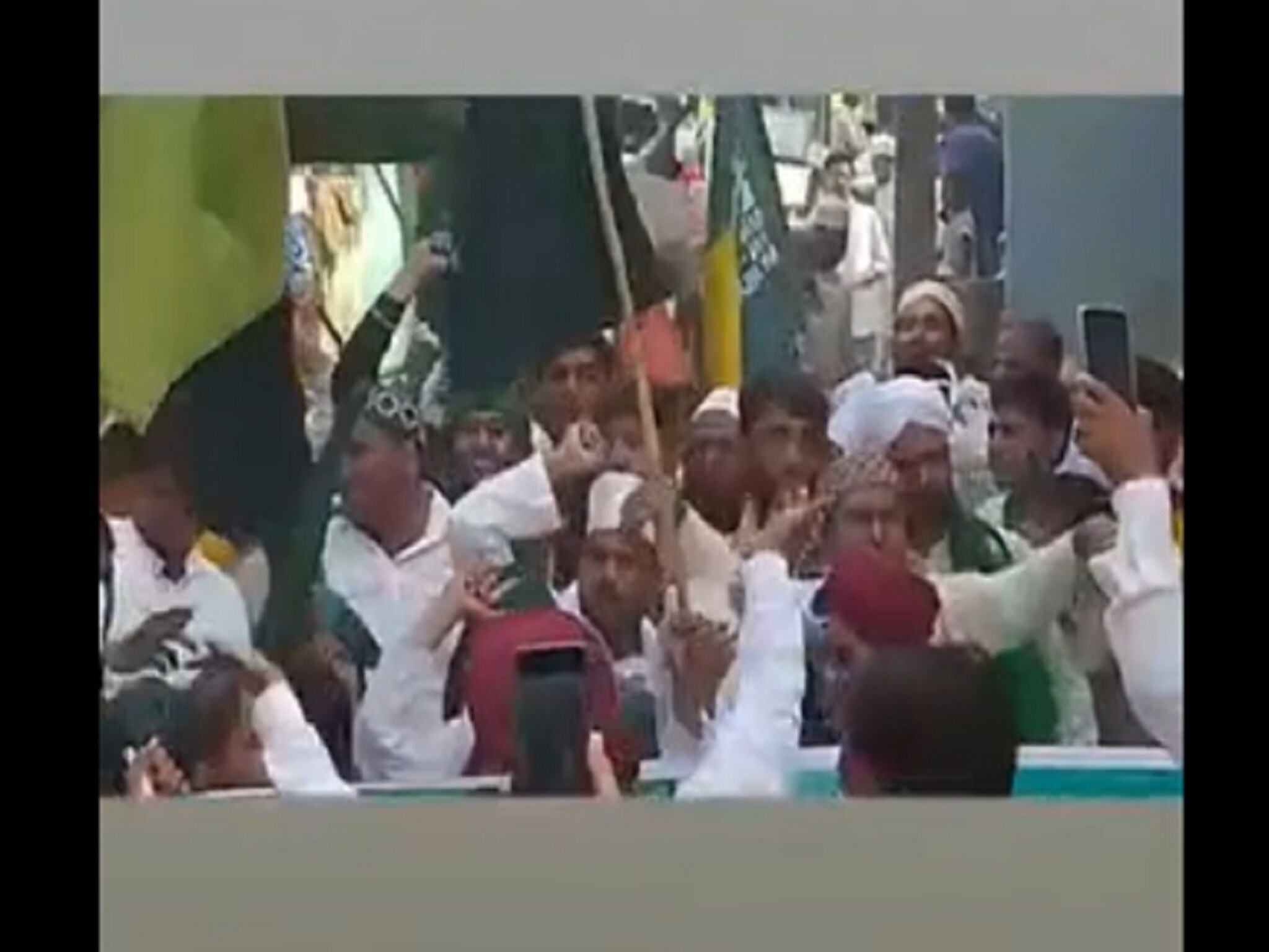 बुलढाण्यात पाकिस्तान जिंदाबाद नारेबाजीचा VIDEO VIRAL, चौघांवर गुन्हा दाखल
