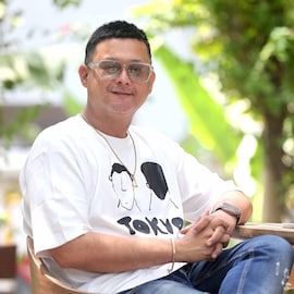 असे 8 मराठी कलाकार ज्यांनी डिवोर्सनंतर पुन्हा थाटला संसार, एकाचं तर तिसरं लग्न असे 8 मराठी कलाकार ज्यांनी डिवोर्सनंतर पुन्हा थाटला संसार, एकाचं तर तिसरं लग्न