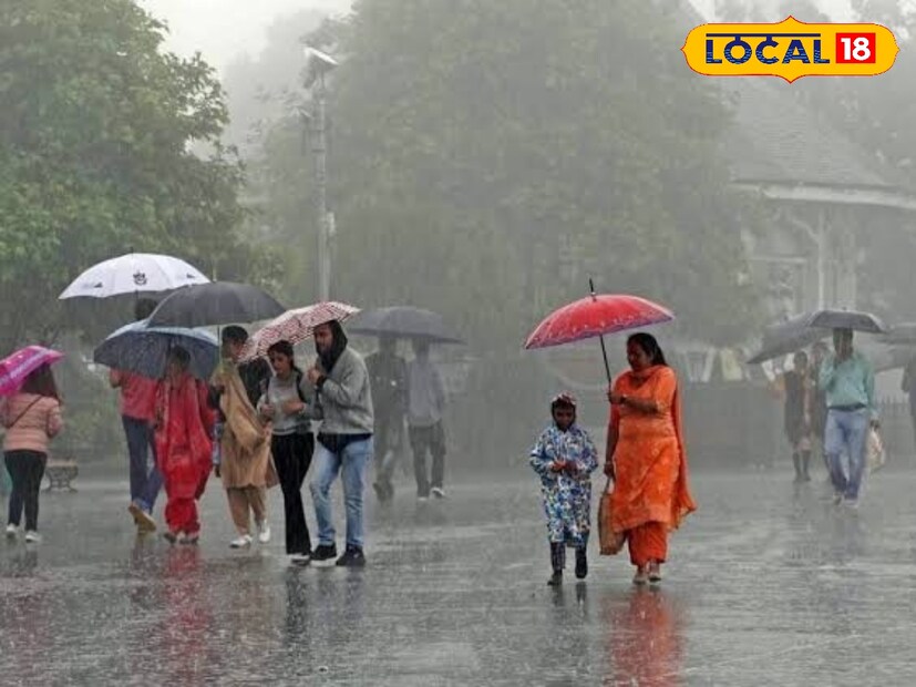 सांगली जिल्ह्याला पावसाचा यलो अलर्ट जारी करण्यात आला आहे. सांगली शहरासह जिल्ह्यातल्या अनेक भागात जोरदार पावसाची शक्यता आहे. सकाळपासूनच काही ठिकाणी ढगाळ वातावरण निर्माण झालं आहे. सांगली, मिरज शहरासह परिसरामध्ये वादळी वाऱ्यासह जोरदार पावसाची शक्यता आहे. सांगलीत 28 अंश कमाल तर 21 अंश सेल्सिअस किमान तापमान असेल.