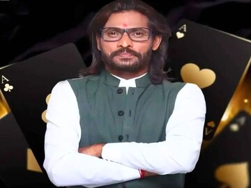 अभिजीत बिचुकले विधानसभेच्या रिंगणात उतरणार अभिजीत बिचुकले विधानसभेच्या रिंगणात उतरणार