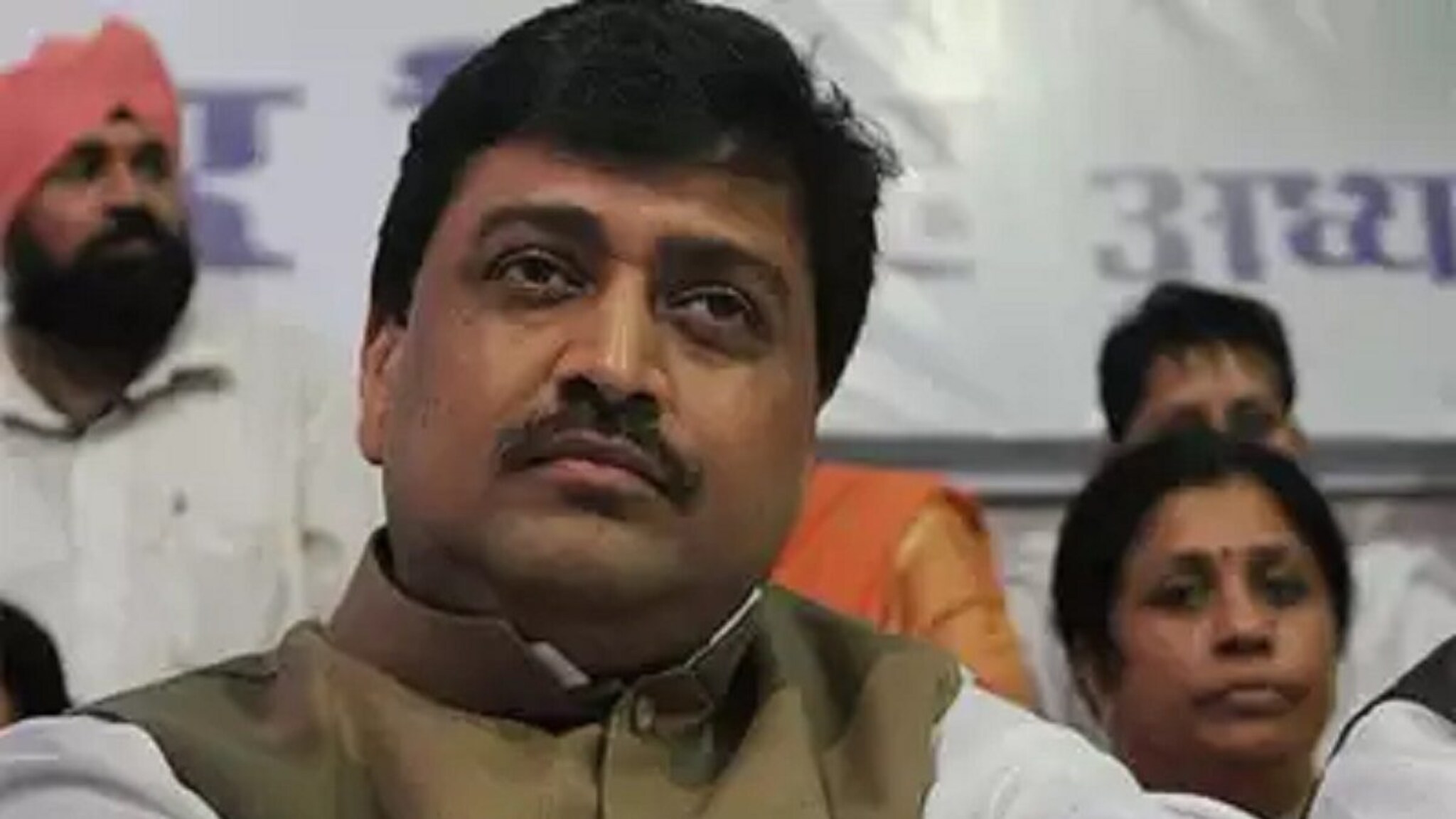 'मी संपलो तर तुम्ही कसं राहाल?' अशोक चव्हाणांचा विरोधकांना टोला