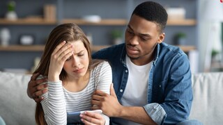 एका सर्वेक्षणात असे सांगण्यात आले आहे की महिलांचे अंडाशय कमकुवत होत चालले आहे. यामुळे महिलांना गर्भधारणेत अनेक समस्यांचा सामना करावा लागत आहे. एका सर्वेक्षणात असे सांगण्यात आले आहे की महिलांचे अंडाशय कमकुवत होत चालले आहे. यामुळे महिलांना गर्भधारणेत अनेक समस्यांचा सामना करावा लागत आहे.