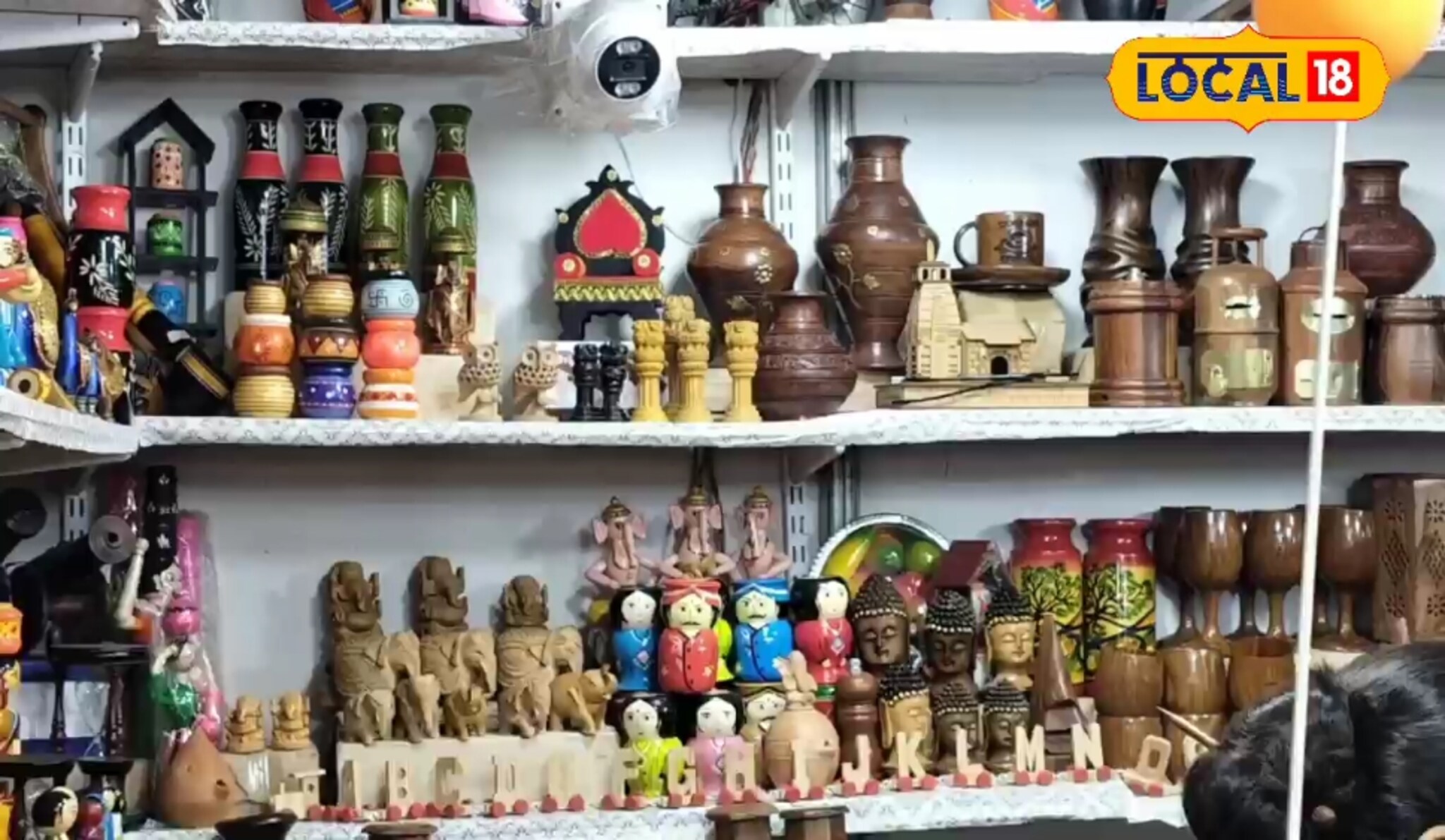 सावंतवाडीची लाकडी खेळणी आता मुंबईत, दादरमध्ये या ठिकाणी द्या भेट!