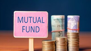 SIP Types in India: फक्त स्टेप-अपच नाही तर SIP चेही आहेत प्रकार, कोण देतं सर्वात जास्त रिटर्न SIP Types in India: फक्त स्टेप-अपच नाही तर SIP चेही आहेत प्रकार, कोण देतं सर्वात जास्त रिटर्न