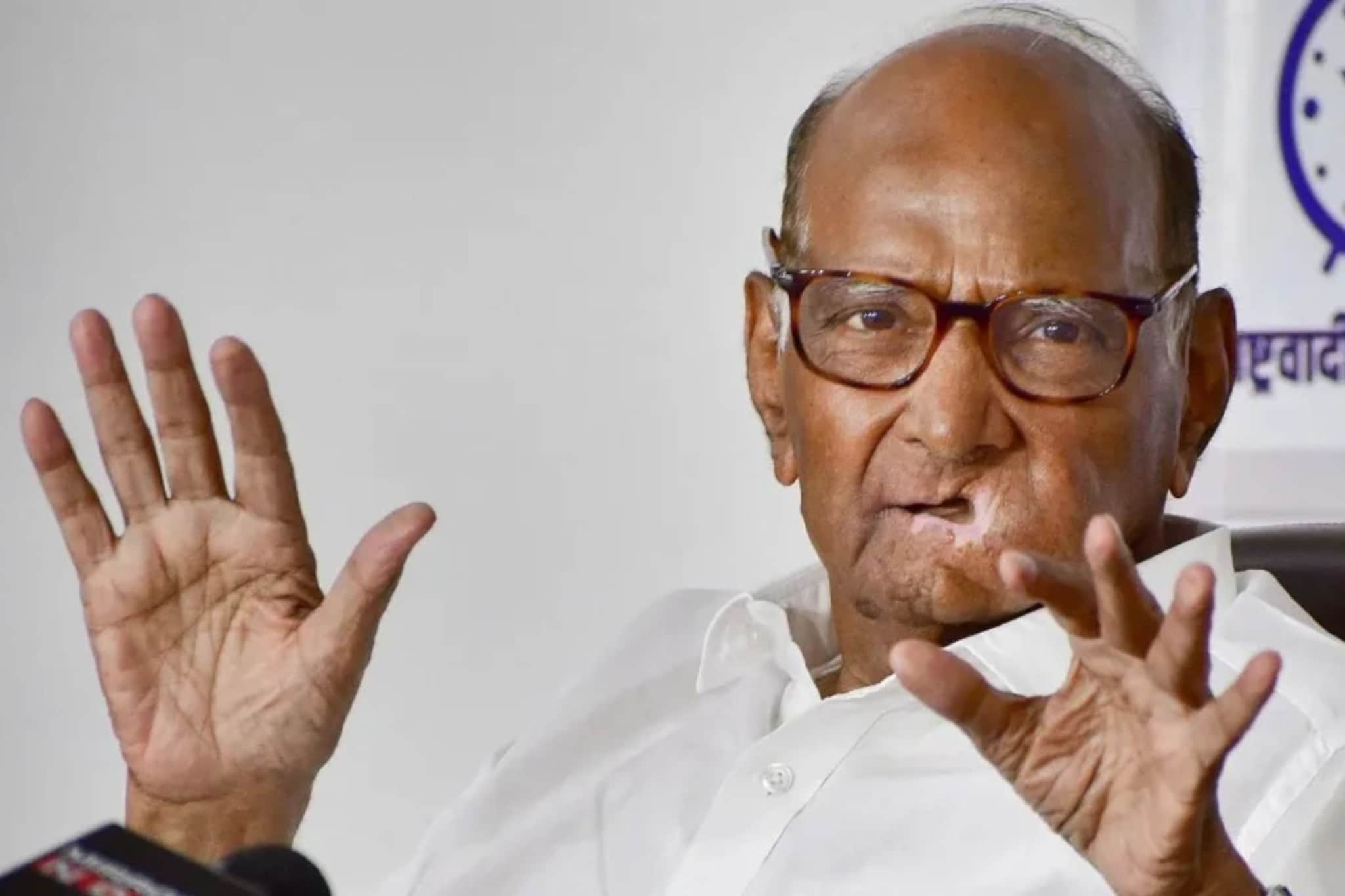 प्रचार संपायला अवघे काही तास शिल्लक, बीड शरद पवारांनी भाकरी फिरवली; मोठी खळबळ