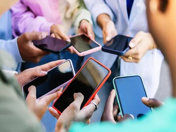 Tech Tips: आताच सुधारा या 5 चुका, अन्यथा लवकर भंगार होईल तुमचा फोन