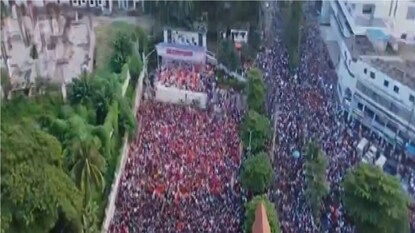 बांग्लादेशात हिंदूंचा जनसागर उफाळला बांग्लादेशात हिंदूंचा जनसागर उफाळला