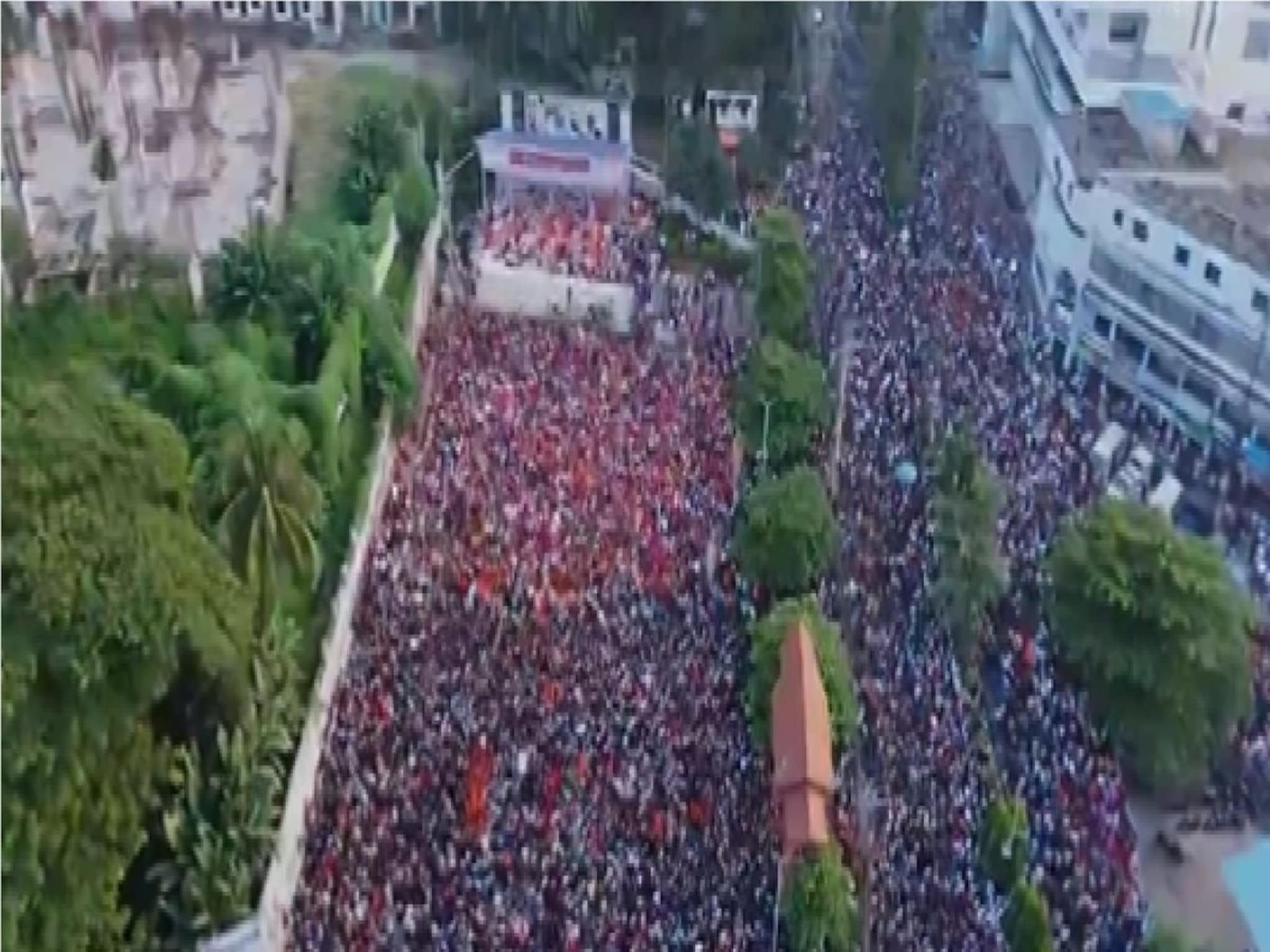 Bangladesh Hindu Protest: बांग्लादेशात हिंदूंचा जनसागर उफाळला, अल्पसंख्याकांच्या संरक्षणासाठी कायद्यासह  8 मागण्यांसाठी उतरले मैदानात
