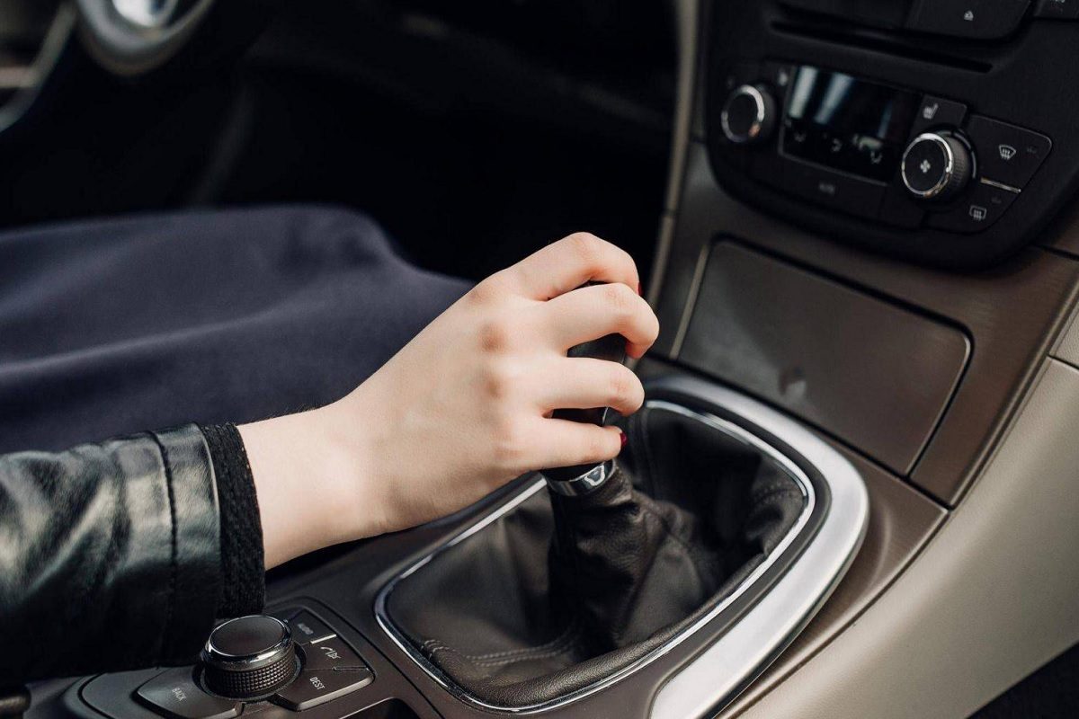 क्या गियर बदलते समय आप भी करते हैं ये 5 गलतियाँ? लाखों चूना पत्थर क्या गियर बदलते समय आप भी करते हैं ये 5 गलतियाँ? लाखों चूना पत्थर