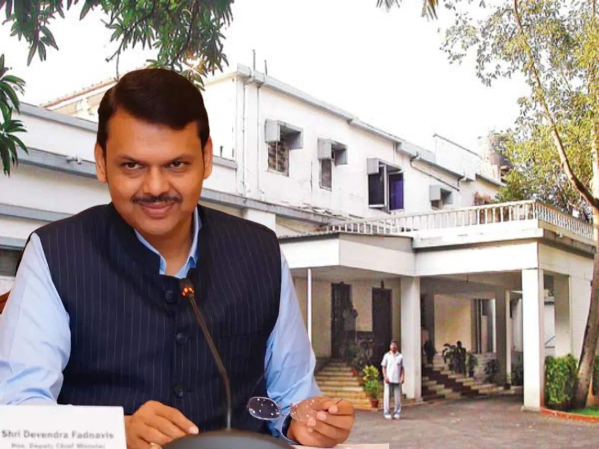 Devendra Fadnavis: शिंदेंचे 2 फायरब्रँड आमदार फडणवीसांच्या भेटीला, सागर बंगल्यावर हालचालींना वेग