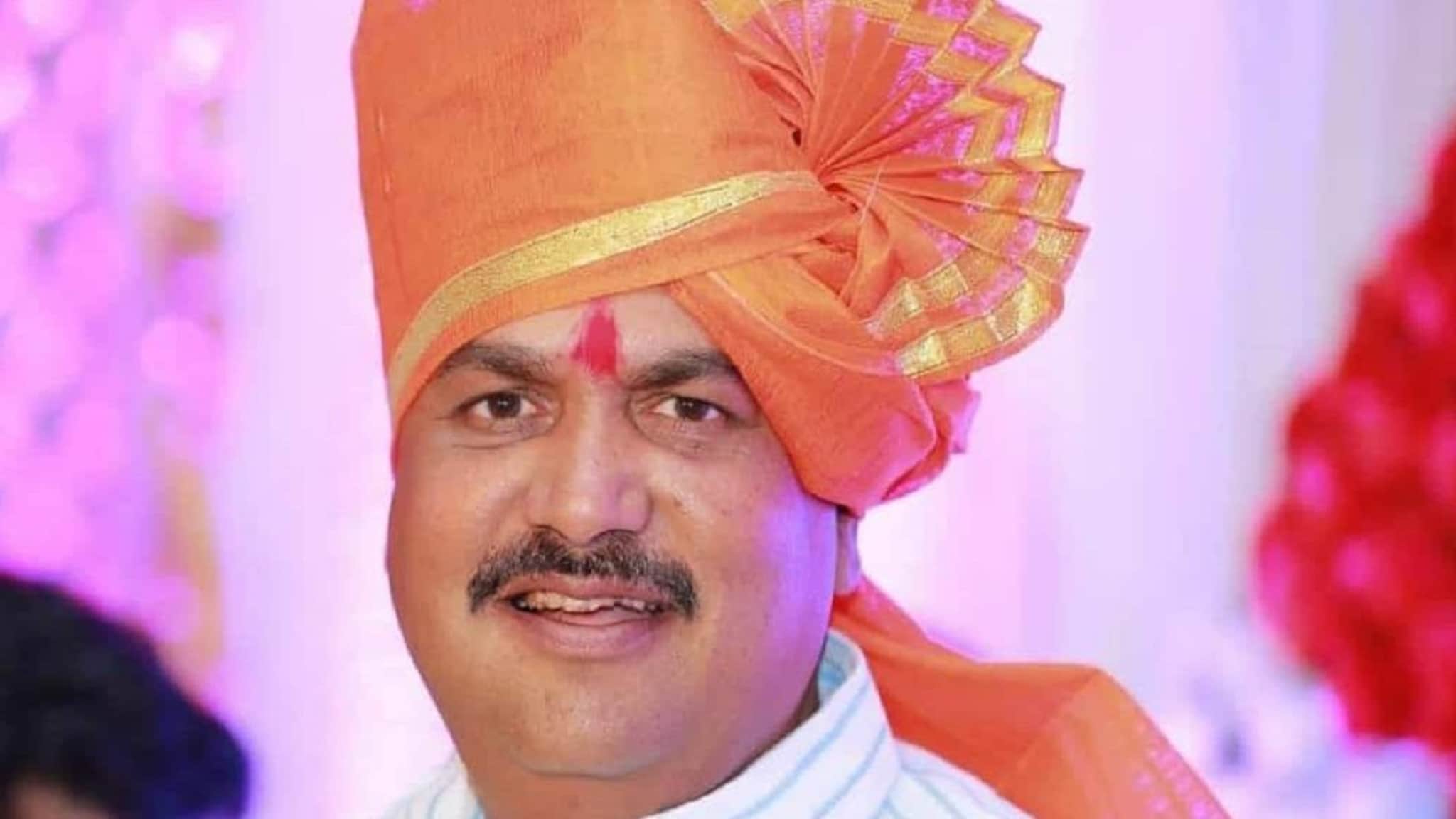 शिवसेना ठाकरे गटाचे माजी आमदार ज्ञानेश्वर पाटील यांचं निधन