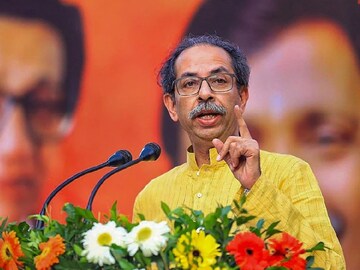 
भाजप कार्यकर्त्यांनो मला साथ द्या, उद्धव ठाकरेंना का करावं लागलं आवाहन?