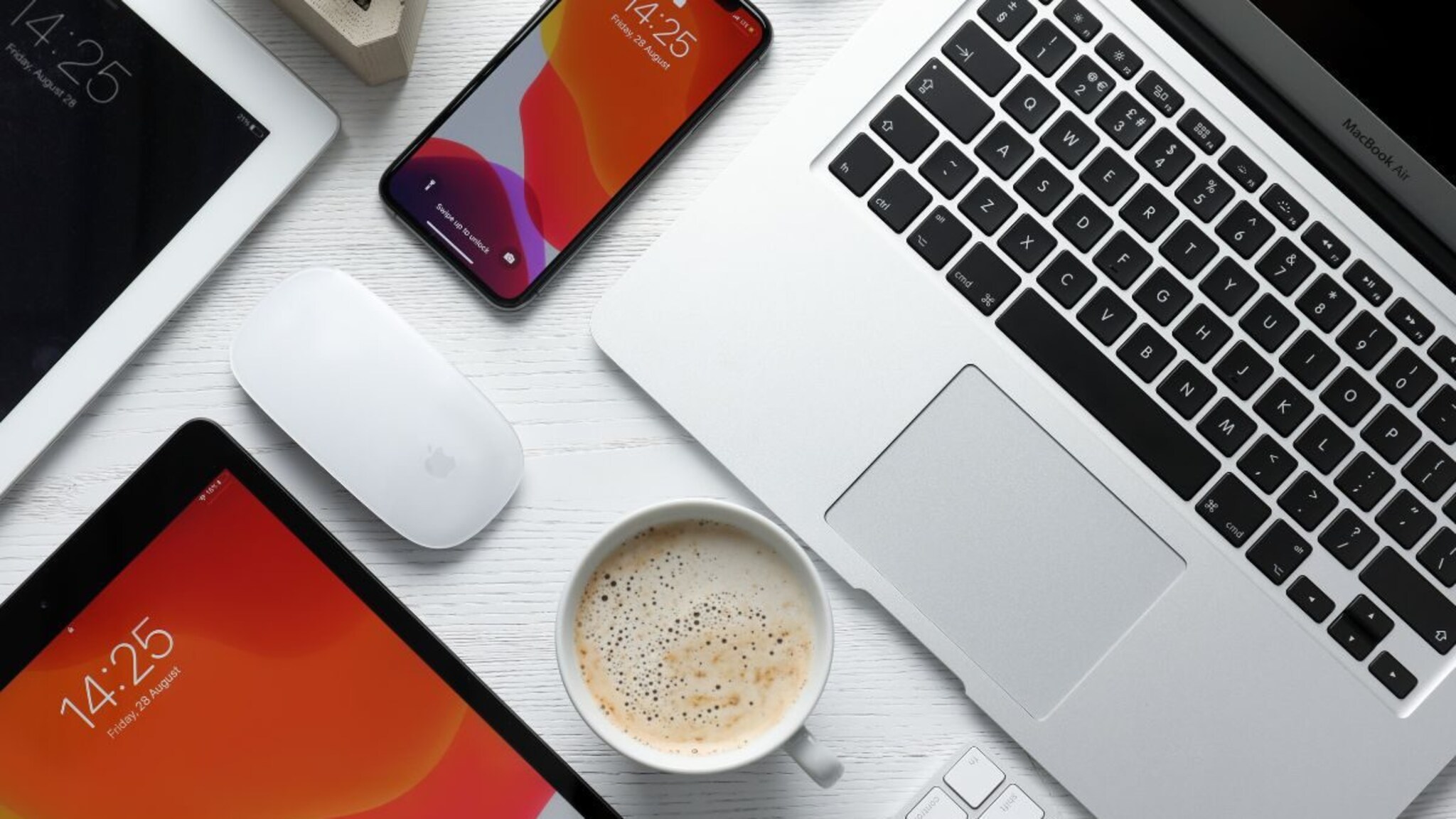 iPhone, iMac, iPad... अ‍ॅपलच्या सर्व प्रोडक्टसोबत ‘i’ का असतं? अनेकांना उत्तरच माहिती नाही