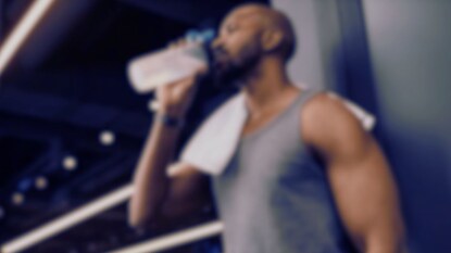 प्रतिकात्मक फोटो - उभं राहून पाणी का पिऊ नये ? प्रतिकात्मक फोटो - उभं राहून पाणी का पिऊ नये ?