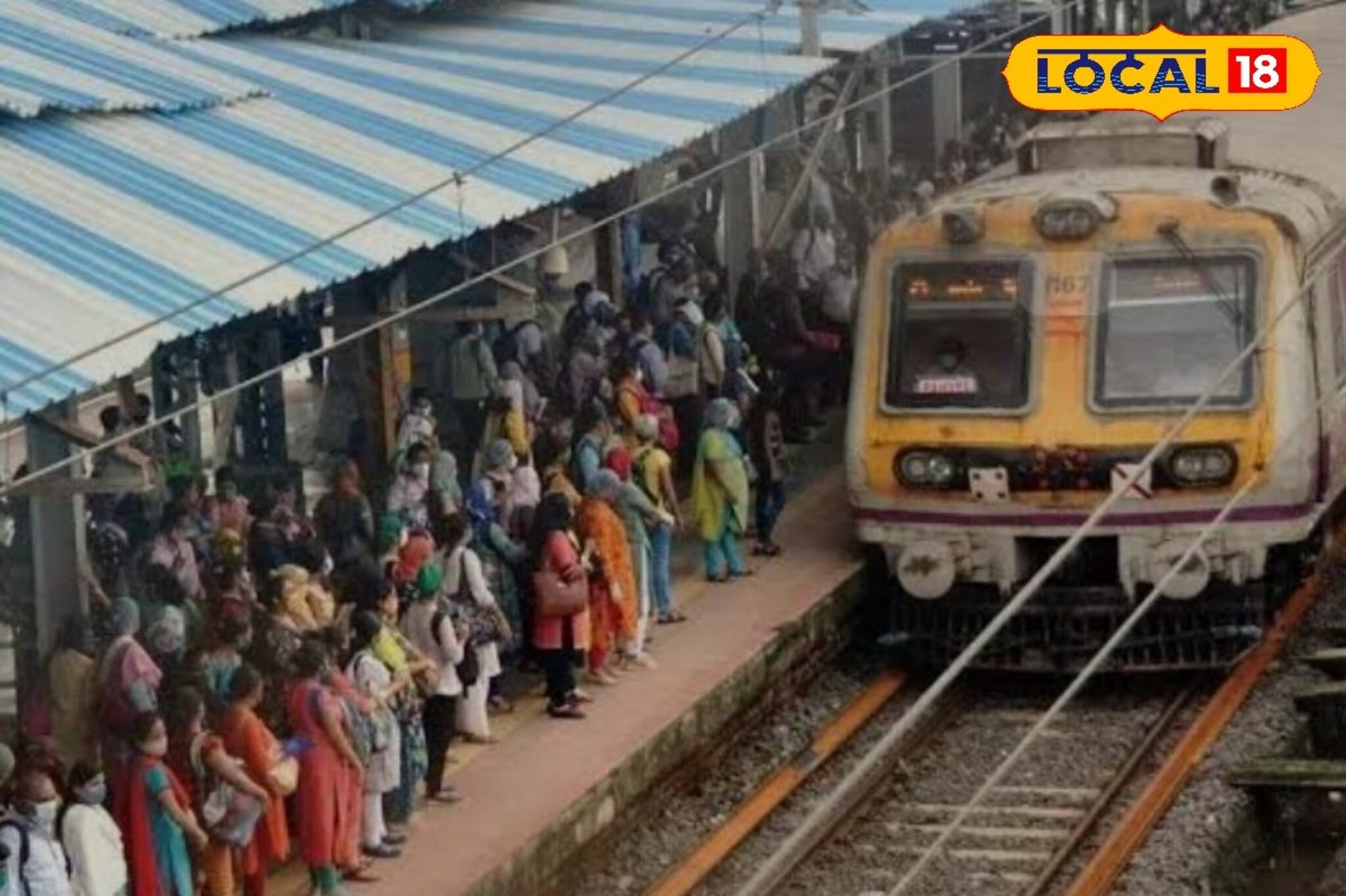 मतदान चुकवायचं नाही! मुंबईकर मतदार राजासाठी विशेष गाड्या, पाहा लोकलचं वेळापत्रक