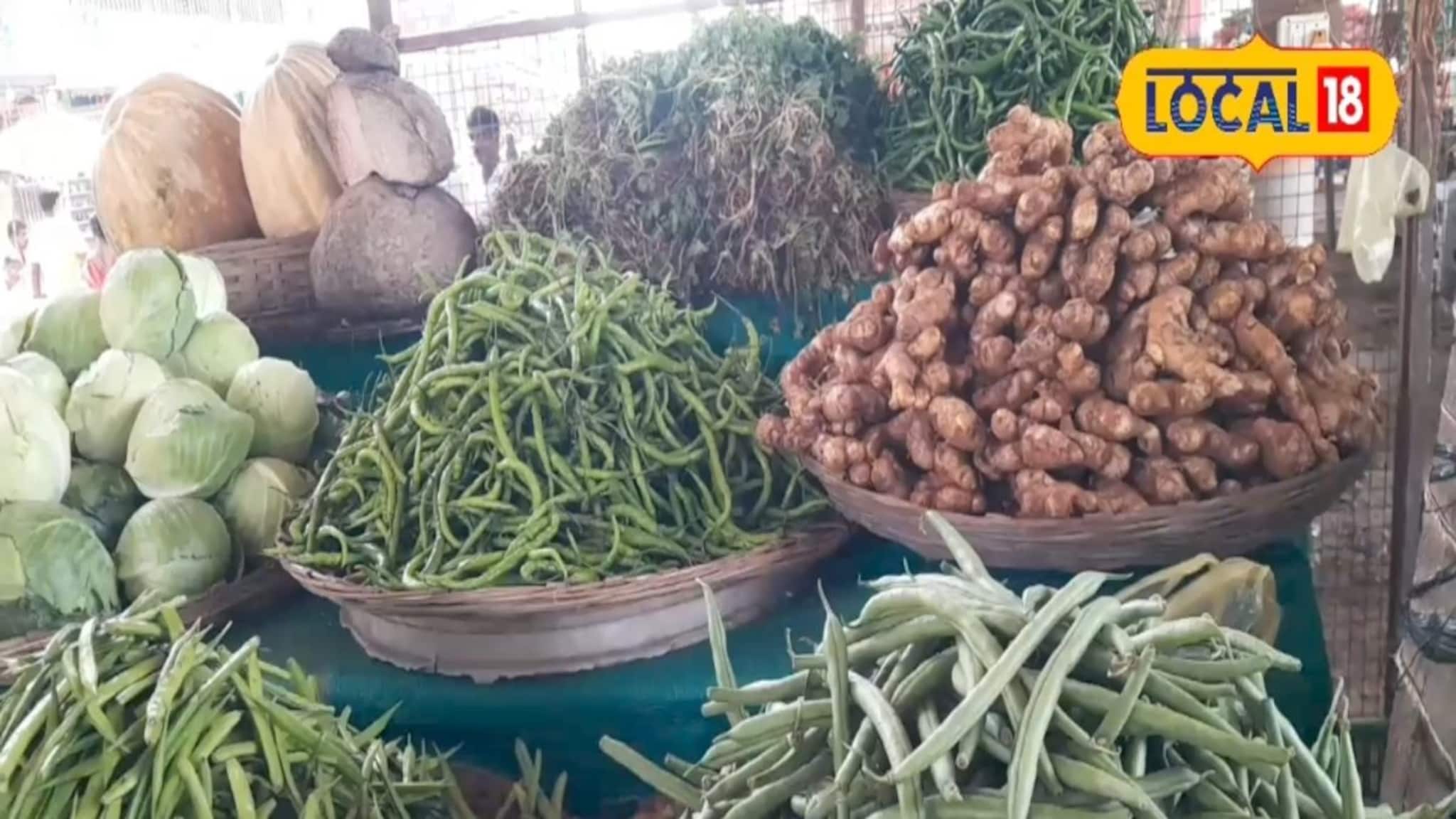 बाजारातील भाज्यांपेक्षा गावठी भाज्यांना मागणी जास्त, शेतकऱ्याकडून थेट ग्राहका..