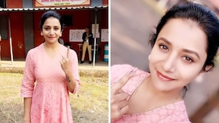  VOTE करायला मतदान केंद्रावर अशी पोहोचली जुई गडकरी