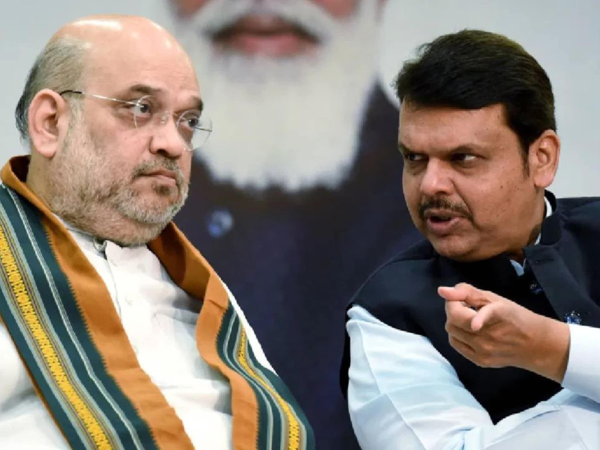 Devendra Fadnavis : दिल्लीत मोठी घडामोड, शाहांची भेट न घेता फडणवीस मुंबईत परतले, कारण काय?