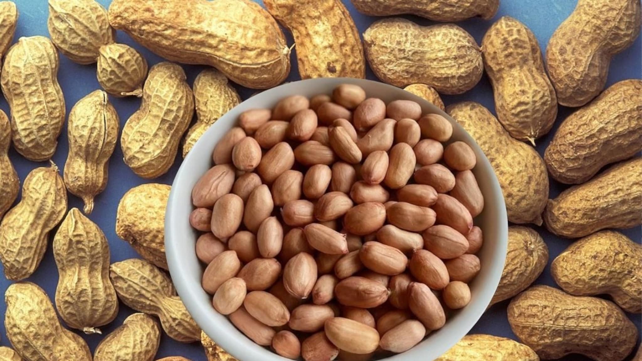 Health Benefits of Peanuts: काय सांगता! ‘हा’ चखणा कॅन्सर, हार्ट ॲटॅकपासून करेल तुमचं रक्षण; वारंवार खाल्ल्याने होतील ‘इतके’ फायदे