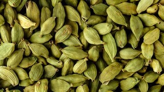 प्रतिकात्मक फोटो : एक वेलची दूर ठेवेल कॅन्सर आणि हार्ट ॲटॅकला प्रतिकात्मक फोटो : एक वेलची दूर ठेवेल कॅन्सर आणि हार्ट ॲटॅकला