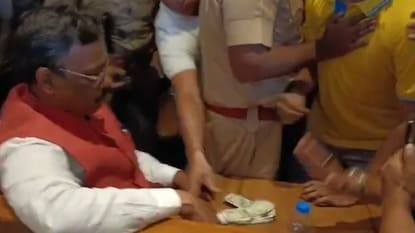 5 कोटींची रक्कम, तावडेंचे 25 फोन, हितेंद्र ठाकूरांनी सगळंच सांगितलं 5 कोटींची रक्कम, तावडेंचे 25 फोन, हितेंद्र ठाकूरांनी सगळंच सांगितलं