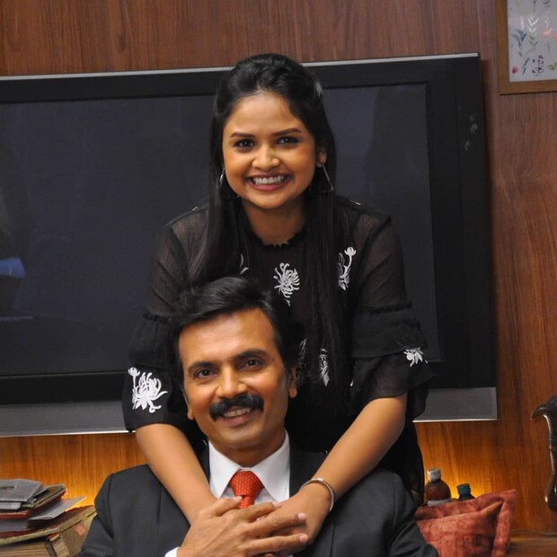 महाराष्ट्रातील कानाकोपऱ्यातून ''आई कुठे काय करते'' ही मालिका पाहिली गेली. मालिकेतील अरुंधती महाराष्ट्राने डोक्यावर घेतली.