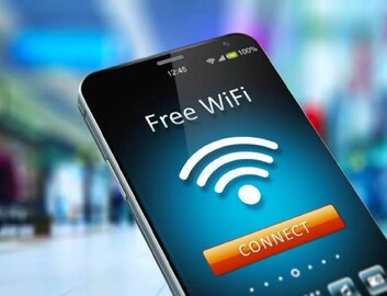 रेल्वे स्टेशनवर WiFi यूज करणं झालंय सोपं! असं मिळवा फ्री इंटरनेट