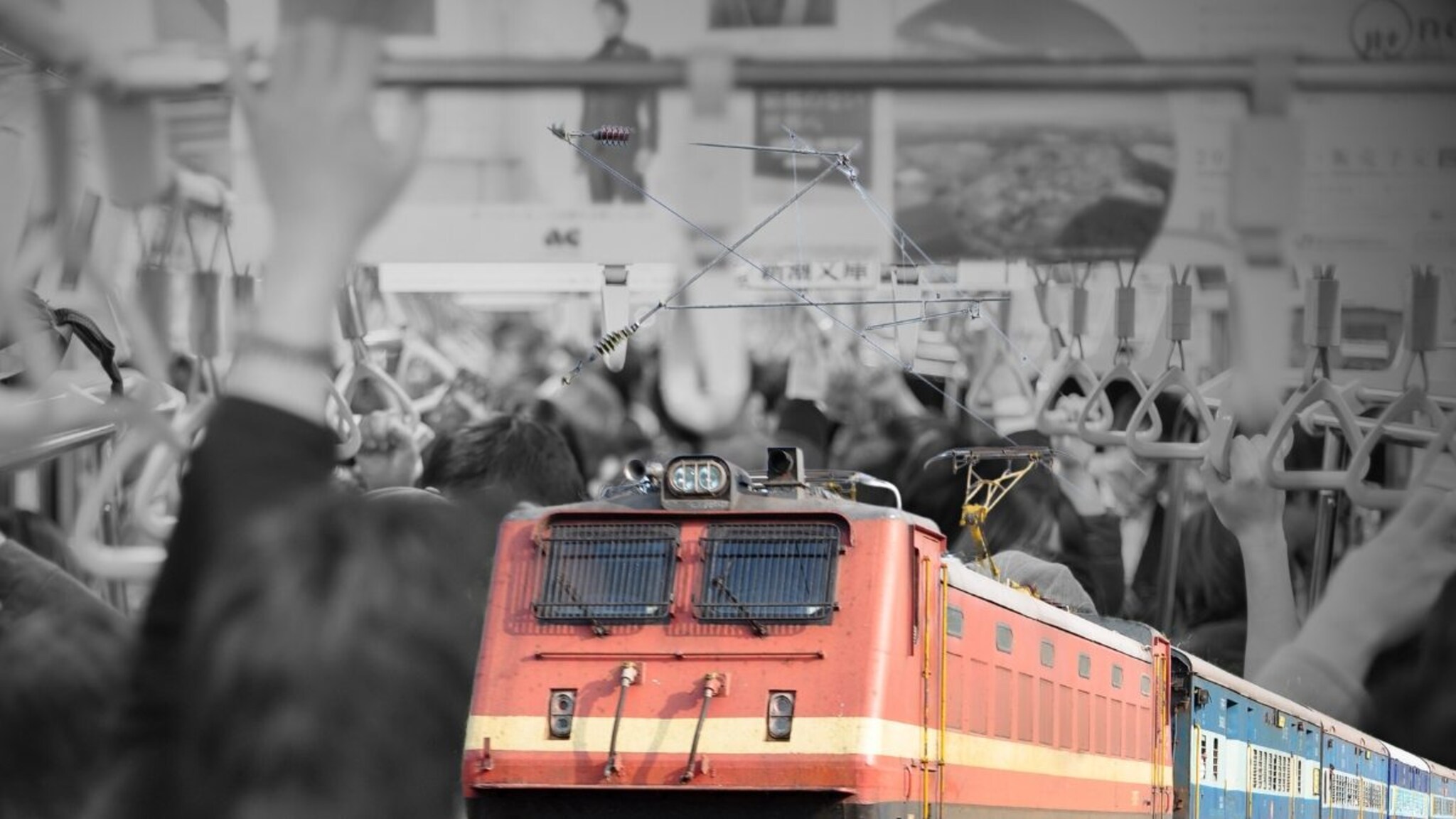 Reservation असलं तरीही TT तुम्हाला रेल्वेतून खाली उतरवू शकतो, जाणून घ्या काय आहे नियम...