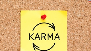 हिंदु धर्मशास्त्रांनुसार, पुनर्जन्म होतो. मागच्या जन्मात आपण केलेल्या कर्मांच्या आधारे आई-वडील, भाई-बहीण, पती-पत्नी, प्रेमिका, मित्र अशी नाती मिळतात. हिंदु धर्मशास्त्रांनुसार, पुनर्जन्म होतो. मागच्या जन्मात आपण केलेल्या कर्मांच्या आधारे आई-वडील, भाई-बहीण, पती-पत्नी, प्रेमिका, मित्र अशी नाती मिळतात.