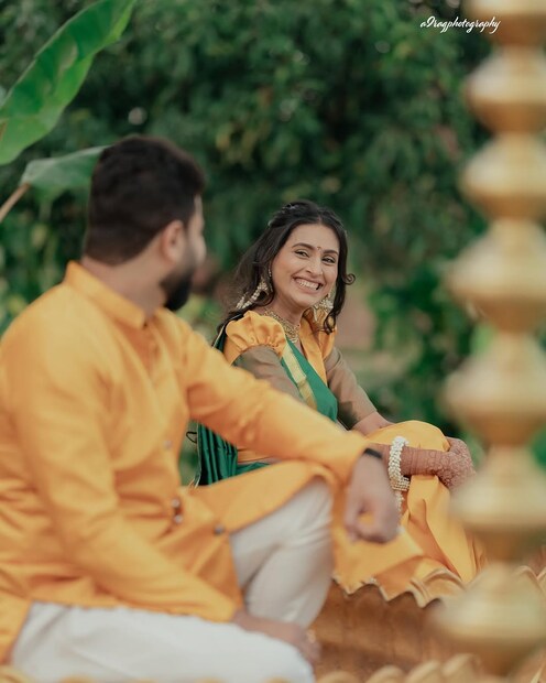 रेश्माने नवऱ्याचा चेहरा तर दाखवला पण त्याचं नेमकं नाव काय? तो करतो काय? हे जाणून घेण्यासाठी चाहते उत्सुक होते.