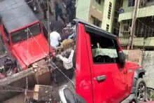 Thar आऊटऑफ कंट्रोल झाली अन् समीर खान यांना चिरडलं, त्या दिवशीच्या अपघाताचा VIDEO