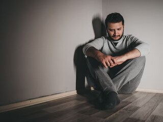 Shani Rahu Yuti 2025: छायाग्रहाच्या साथीनं शनिचा तांडव! या राशींच्या आयुष्यातील खडतर काळ सुरू Shani Rahu Yuti 2025: छायाग्रहाच्या साथीनं शनिचा तांडव! या राशींच्या आयुष्यातील खडतर काळ सुरू