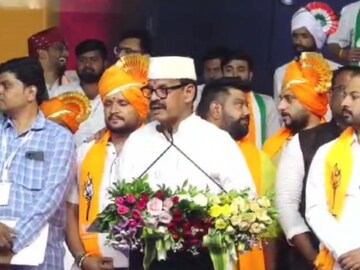 '...तर तुम्हाला जुलाब होतील', शरद पवारांच्या नेत्याचं बोलताना ताळतंत्र सुटलं