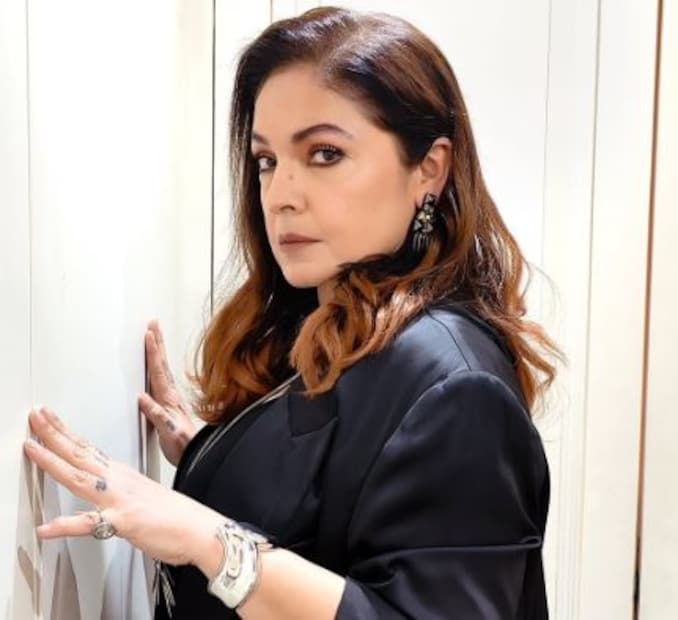 पुढे पूजा म्हणाली, 24 वर्षांची झाली तोपर्यंत लोक म्हणाले की मी संपले. स्टारडमची उंची गाठल्यानंतरही तुमचे स्टारडम संपले असं म्हणत लोक तुम्हाला बाजूला करतील हे यावरून दिसून येतं. पण मी या सर्व गोष्टींकडे लक्ष न देता पुढे जात राहिलो. 