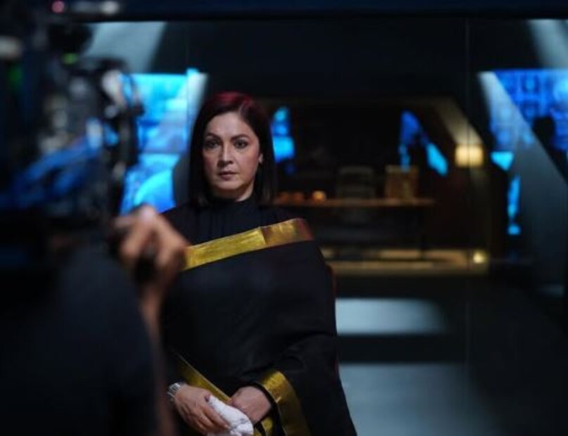 पूजा भट्टच्या कारकिर्दीत जितक्या वेगाने प्रगती झाली, तितक्याच वेगाने अभिनेत्रीने तिच्या अपयशांनाही तोंड दिले. तिच्या करिअरचा आलेख इतका झपाट्याने वाढला की लोक समजू लागले की ती खूप पुढे जाईल. पण असं झालं नाही. ही अभिनेत्री अनेकदा वादातही अडकली होती. कधी मॅगझिनच्या कव्हरसाठी वडिलांना किस करून तर कधी तिच्या बोल्ड लूकने. अगदी लहान वयातच त्याला दारूचे व्यसन लागलं.