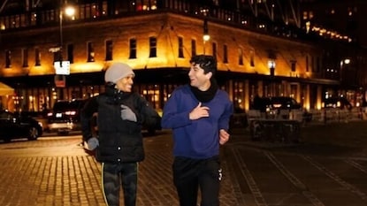 प्रतिकात्मक फोटो : शतपावलीचे आहेत ‘इतके’ फायदे; सुरू करण्याआधी घ्या ‘ही’ काळजी प्रतिकात्मक फोटो : शतपावलीचे आहेत ‘इतके’ फायदे; सुरू करण्याआधी घ्या ‘ही’ काळजी