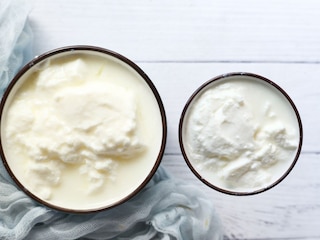 प्रतिकात्मक फोटो : दही आणि योगर्टमधला ‘हा’ फरक माहिती आहे का ? प्रतिकात्मक फोटो : दही आणि योगर्टमधला ‘हा’ फरक माहिती आहे का ?