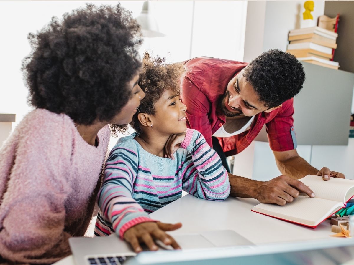 Patenting Tips तुमचं मुल तणावात आहे वापरा ‘या’ सोप्या टिप्स् आणि करा तणावामुक्त  (8)