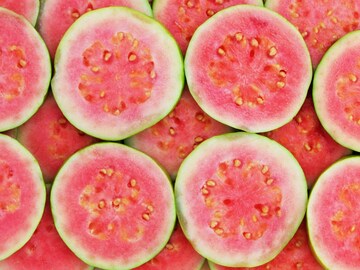 Red Guava Health Benefits: लाल पेरूचे ‘हे’ फायदे माहिती आहेत? Red Guava Health Benefits: लाल पेरूचे ‘हे’ फायदे माहिती आहेत?