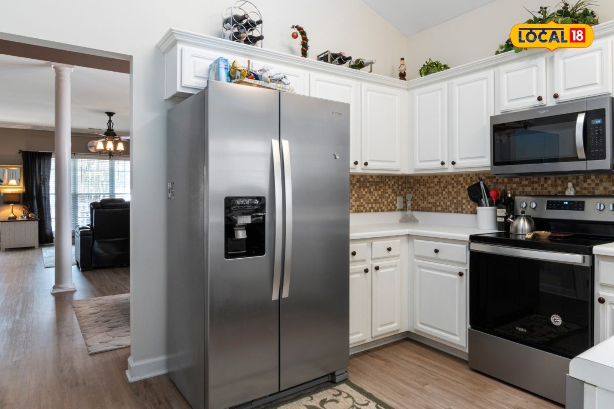 फ्रीजवर चुकूनही ठेऊ नका 5 गोष्टी, आयुष्यभर पश्चाताप करायची येईल वेळ