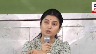 आता प्राजक्ता माळीने कठोर पाऊल उचललं आहे. तिने सुरेश धस यांच्या विरोधात महिला आयोगाकडे तक्रार नोंदवली आहे.