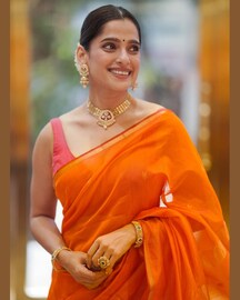 प्रिया बापटचा बोल्ड अंदाज, फोटो पाहून तुम्हीही म्हणाल, 'हाय गर्मी...'